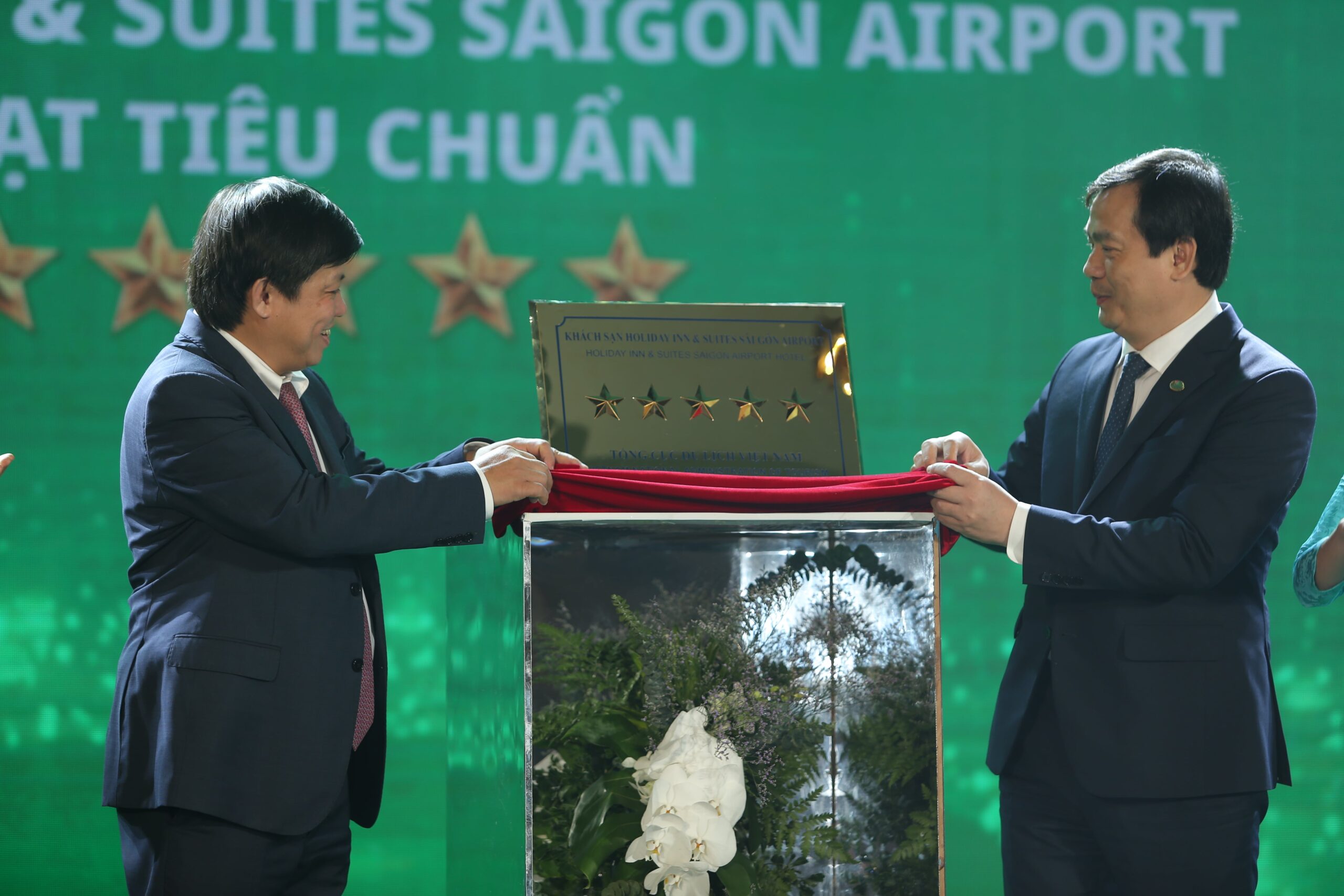 hina3374-min2